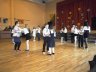 3c klasė šoka lietuvių liaudies šokį „Melnikas“ - 